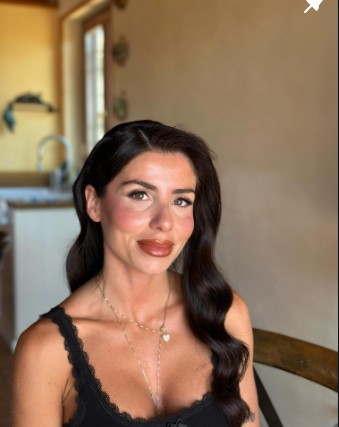 Ritratto beauty con trucco luminoso